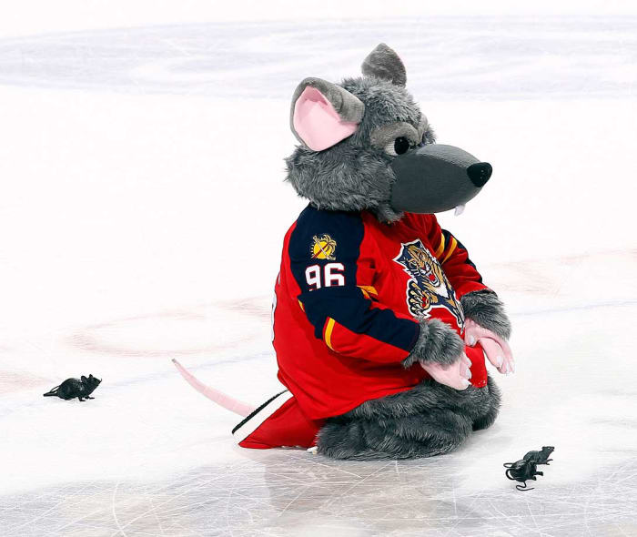 25.panthers-mascot.jpg